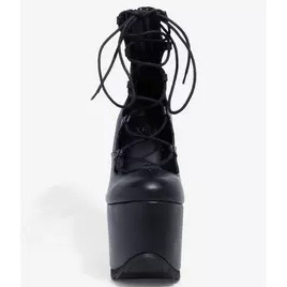 ๐ฆ๐ฅ๐HOT ITEM! ๐๐ฆ๐ฅ Y.R.U. Lucid Black Lace Up Chunky Platform Beauties! - Picture 8 of 15